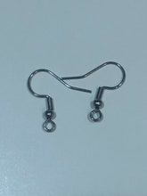 Load image into Gallery viewer, Hook earrings