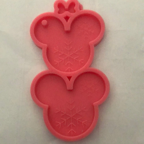 Mouse head with snowflake