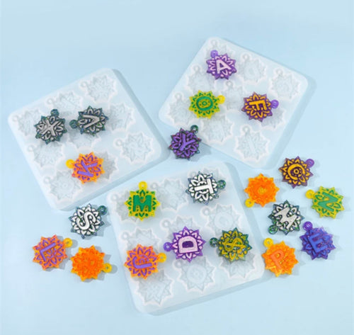 Flower alphabet keyring set