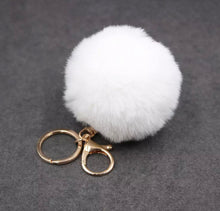 Load image into Gallery viewer, Pom Pom keyrings